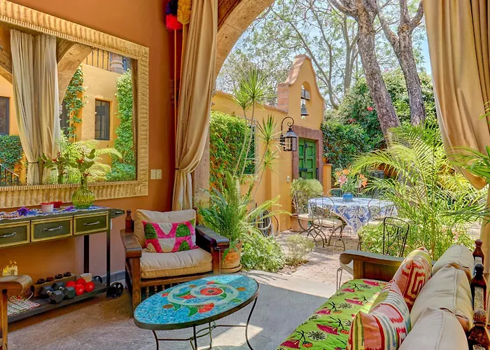 Casa Zaca, 3Br Centro Home With Rooftop & Garden