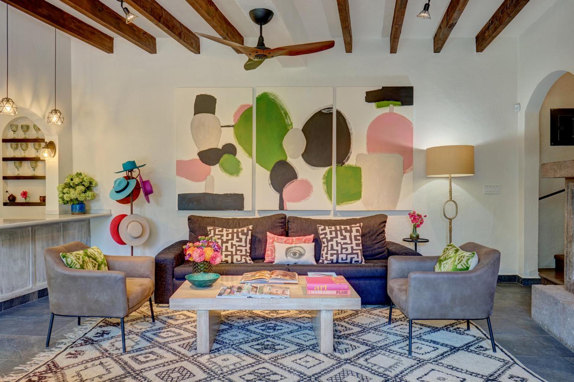 Casa Zaca, 3br Centro With Rooftop & Garden Villa
